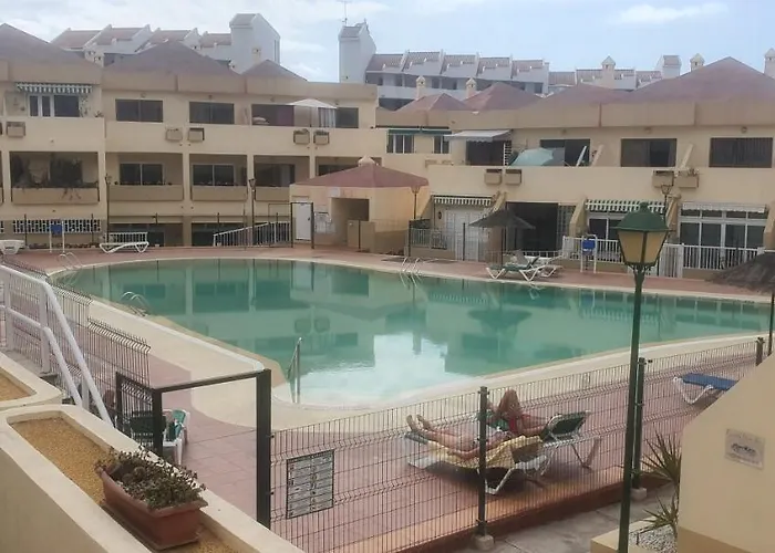 Mareverde Vista Mare Con Tres Piscinas *